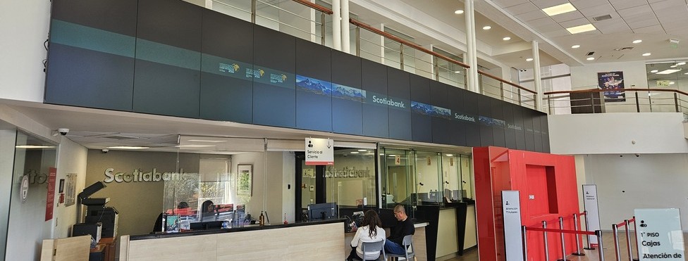 Instalación de videowall chile en sala de control